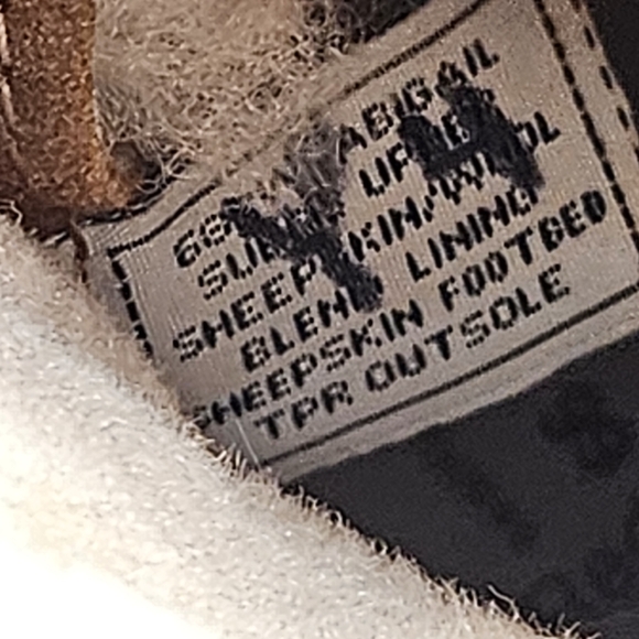 Bearpaw Abigail suede sherpa lined boots size 8 - Picture 13 of 16